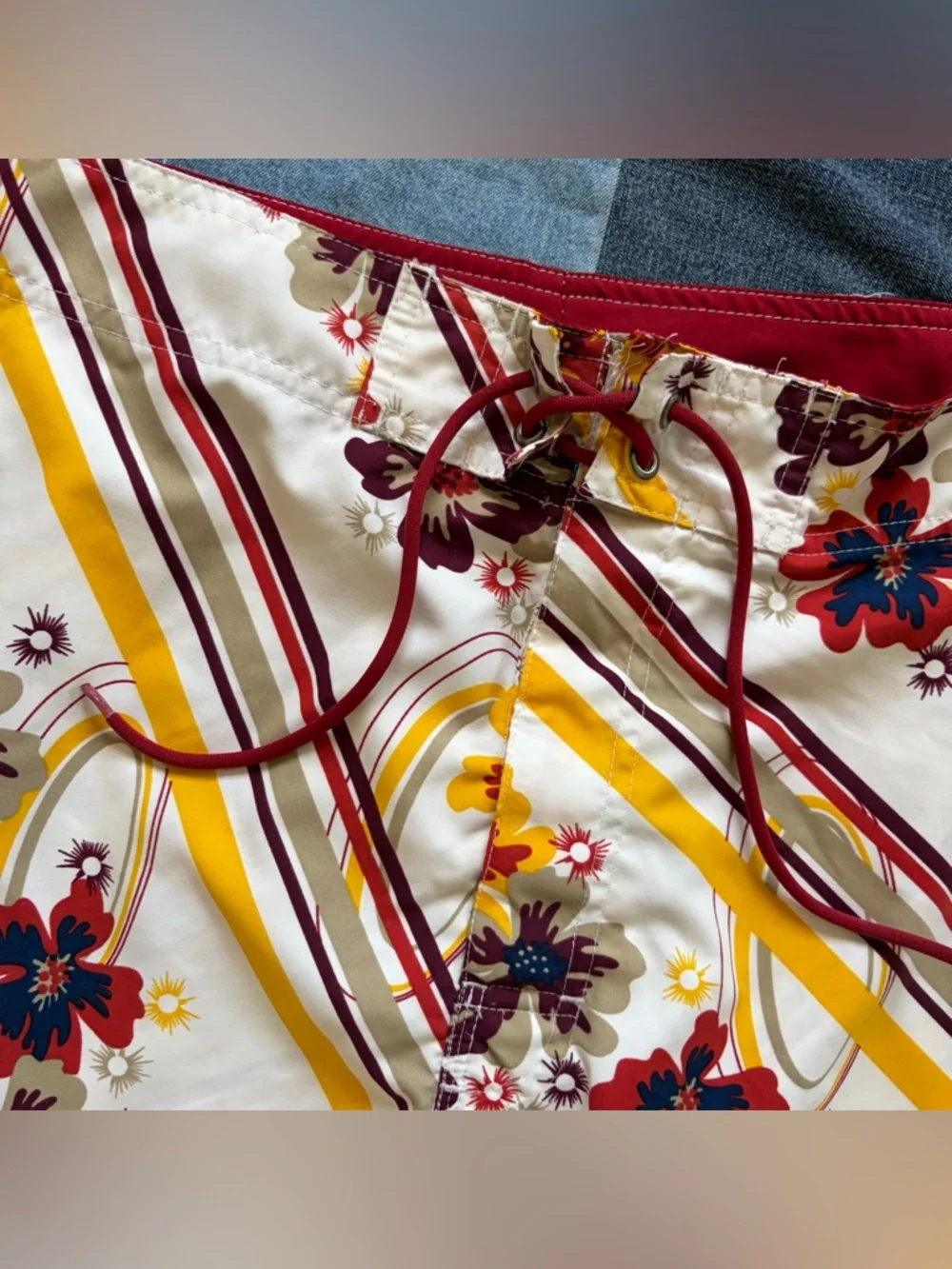 vtg y2k no boundaries board shorts striped floral white yellow red men’s 40 swim
